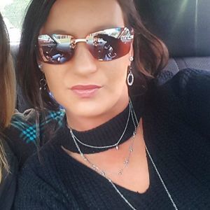 Meet your Posher, Cassie